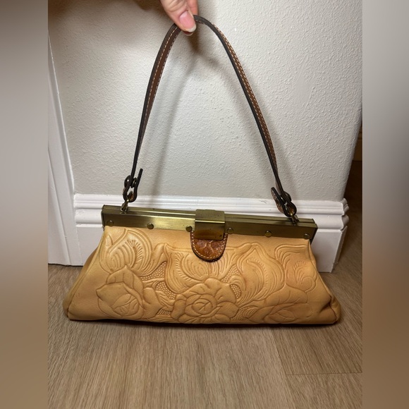 Patricia Nash Ferrara frame satchel - Picture 3 of 9